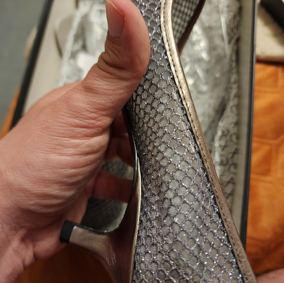 Adrianna Papell Lois Gunmetal Honeycomb 6.5M Silver - Picture 9 of 16